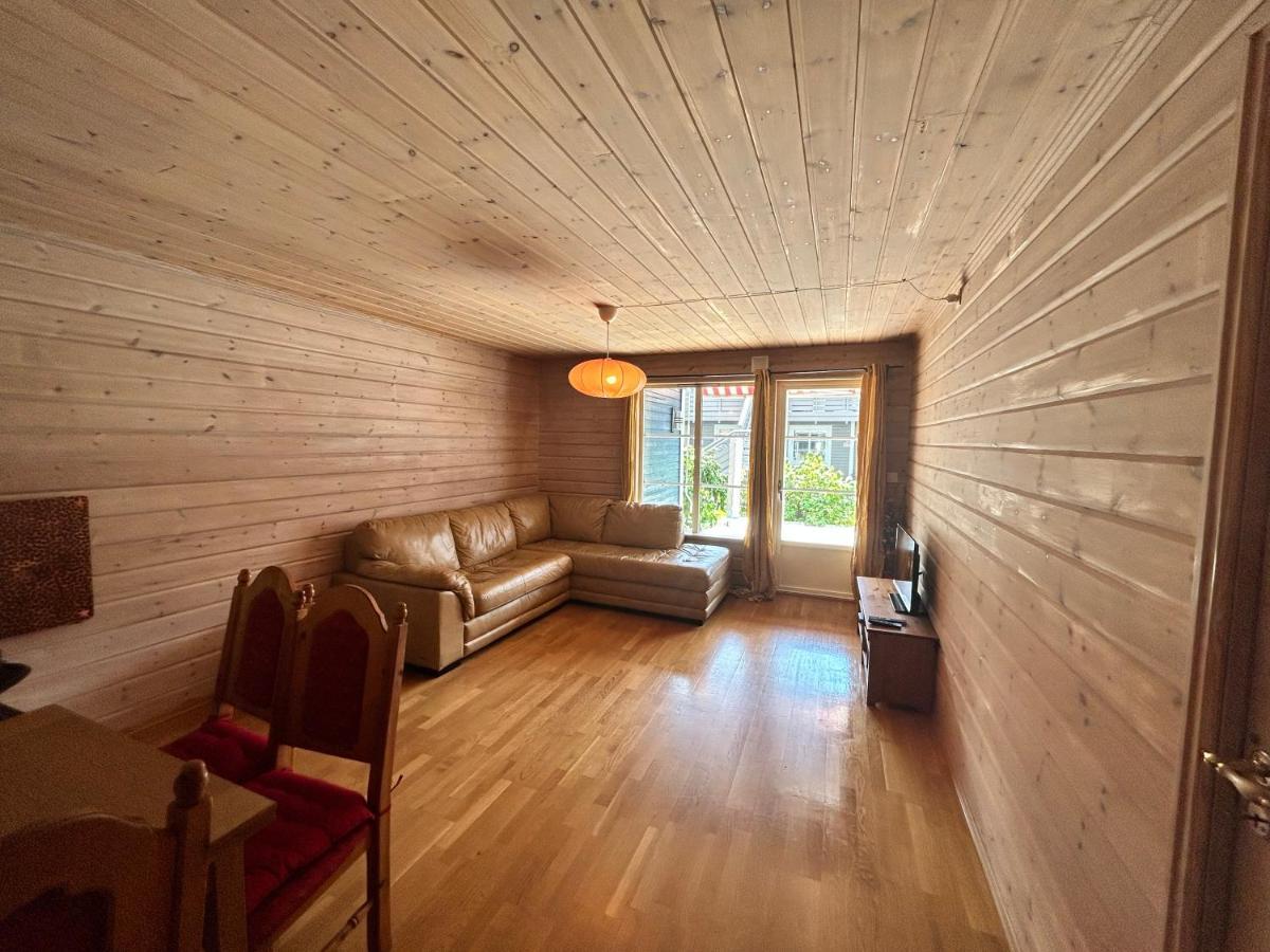 Leilighet Cozy Scandinavian In - Free Parking And Close To Many Amenities *